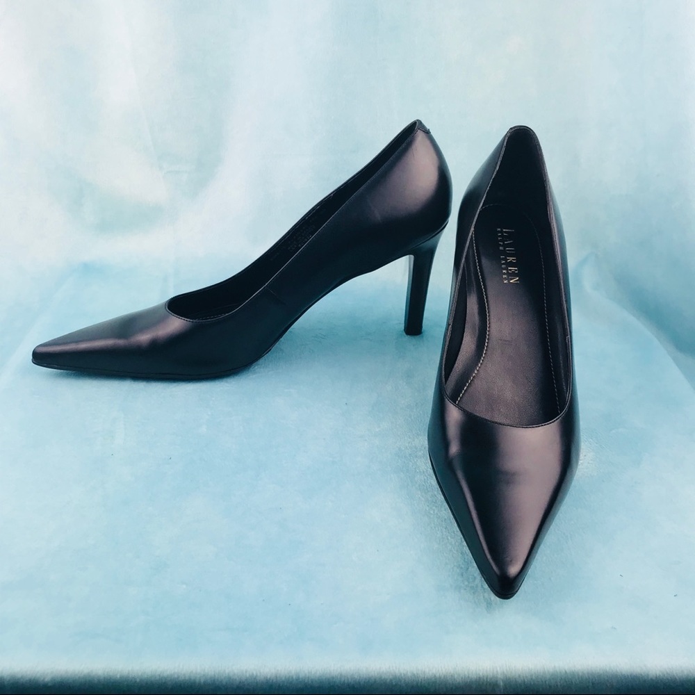 Lauren Ralph Lauren black high heel size 10B